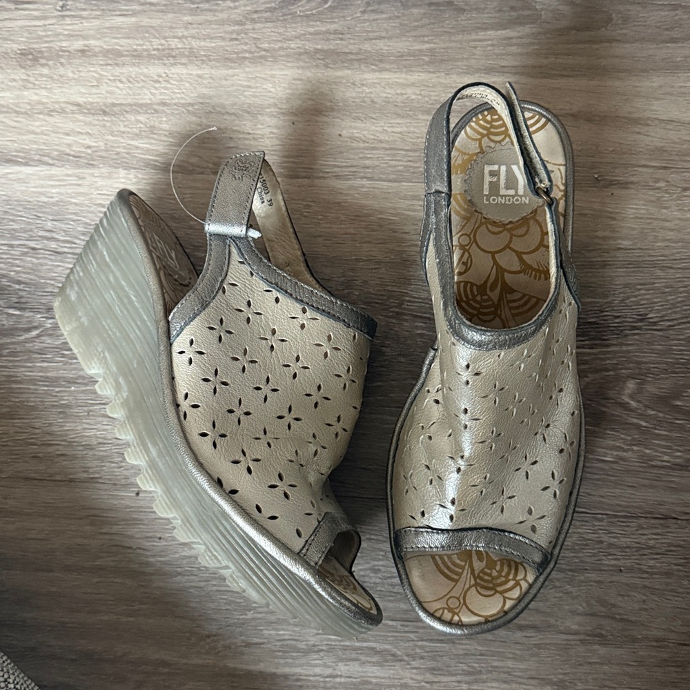 Fly London Women's Gray and Cream Sandals Metallic Peep toe Wedge Slingback